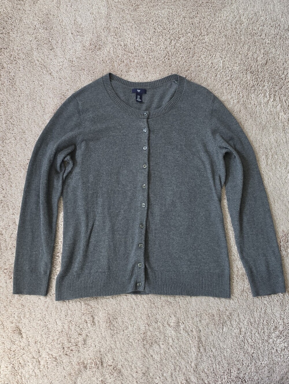 GAP Women's Gray Button-Front Crewneck Cardigan